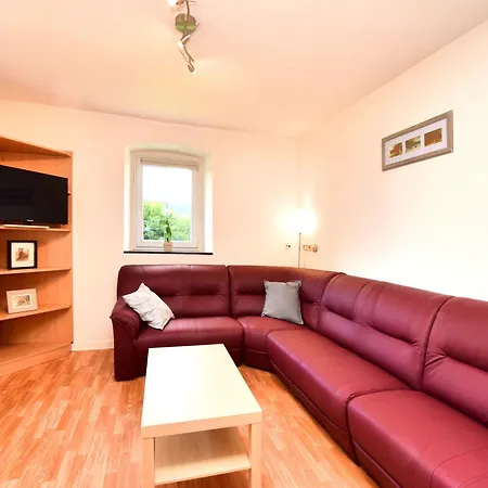 In Saint Vith With Terrace * Schoenberg